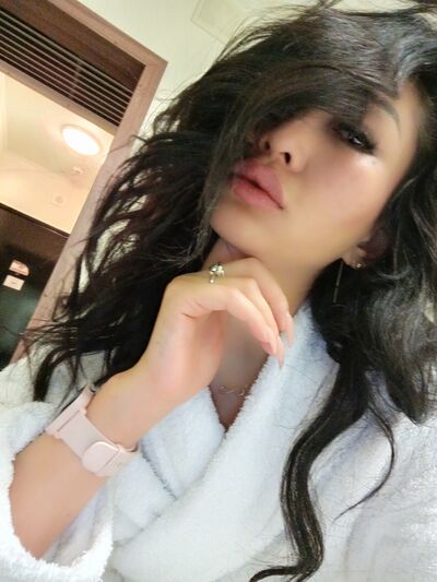  ,   Amina, 32 ,   
