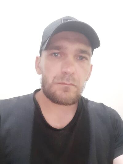  -,   Max, 42 ,   ,   , c , 