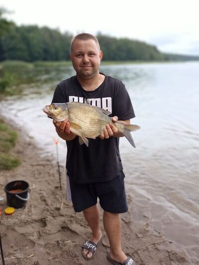  ,   Valeriu, 28 ,   ,   