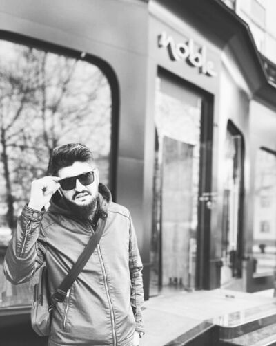  ,   Johnny, 31 ,   ,   