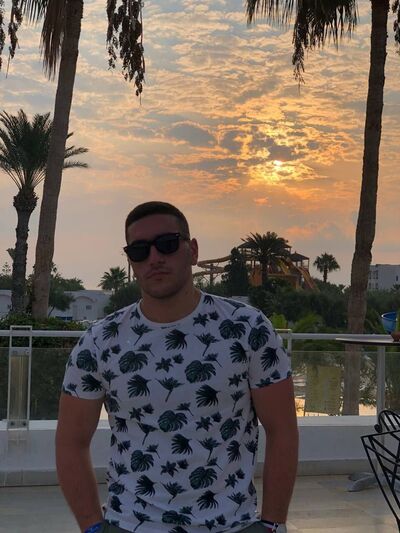  ,   Tigran, 27 ,   ,   