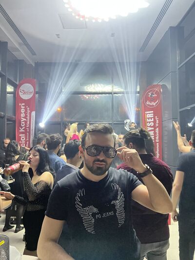  ,   Alper, 34 ,   ,   