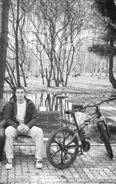  --,   Murad, 29 ,   ,   , c 