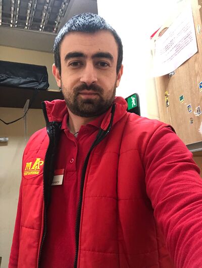  -,   Osetin, 32 ,   ,   