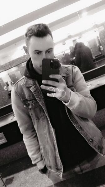  --,   Maxim, 24 ,   ,   