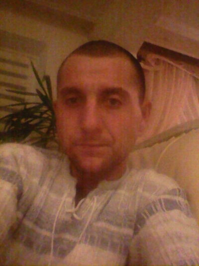  ,   Mihail, 37 ,  
