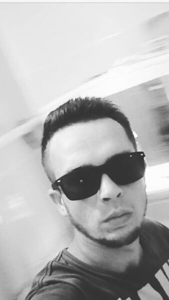   ,   Alex, 29 ,   ,   , c , 