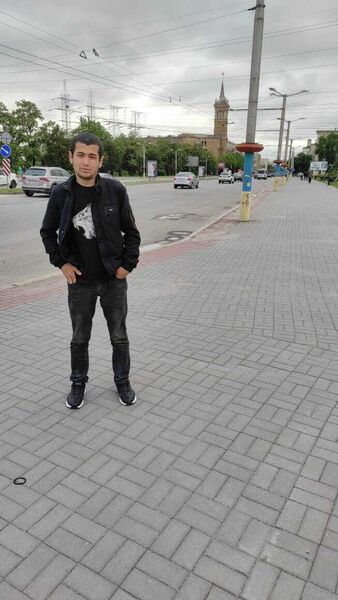  ,   Karim, 26 ,   ,   