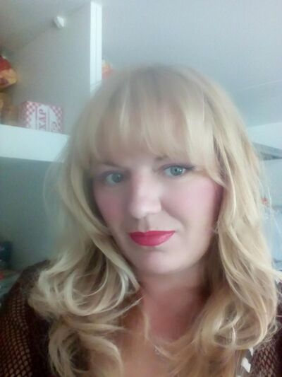  ,   Lana, 52 ,   ,   , c 
