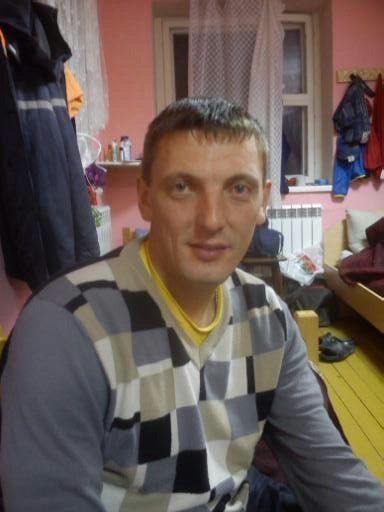 ,   Maksim, 41 ,   ,   , c 