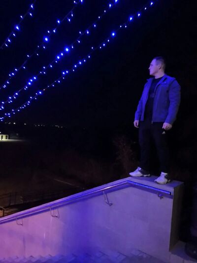  ,   Ivan, 22 ,   c 
