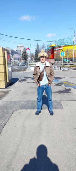  ,   Shuhrat, 25 ,   ,   