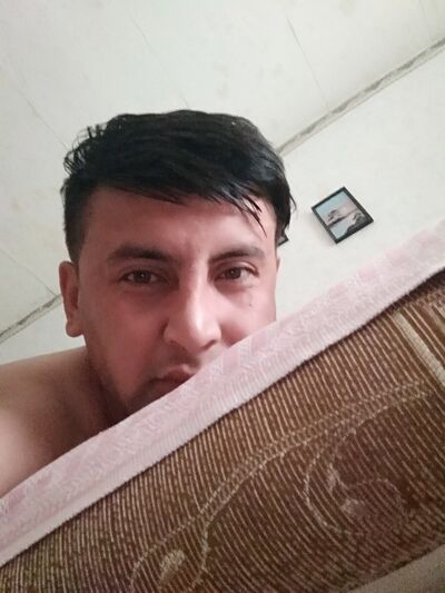  ,   Albert, 33 ,   ,   , c 
