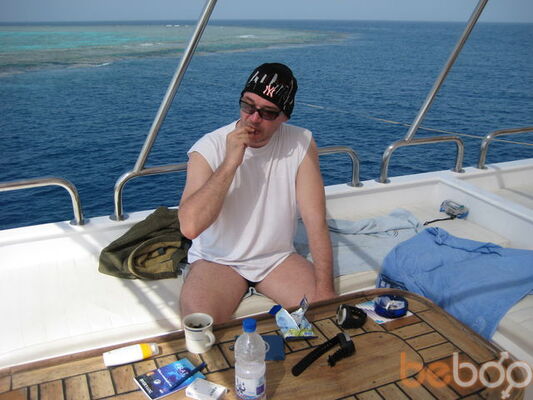  ,   Viktor, 54 ,   