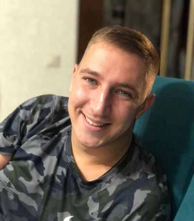  Mohrendorf,   Artem, 33 ,   ,   