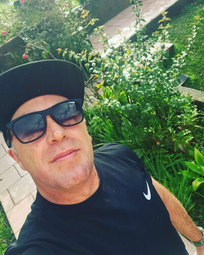  Holyrood,   Jean, 40 ,   ,   