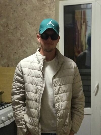  ,   Artem, 30 ,   ,   