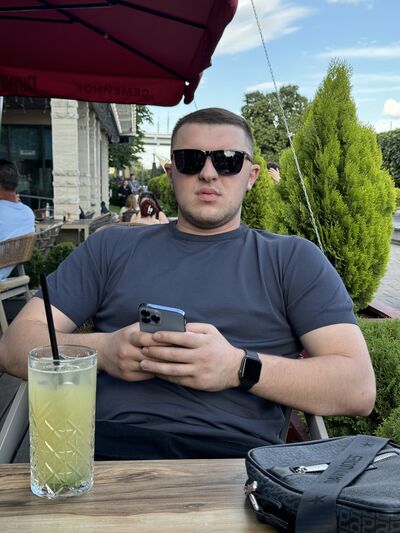  --,   Astemir, 26 ,   ,   