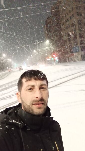  ,   Esqin, 31 ,   ,   