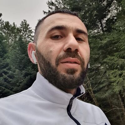  Goes,   Ilias, 37 ,   ,   