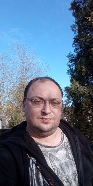  --,   , 42 ,     , c 