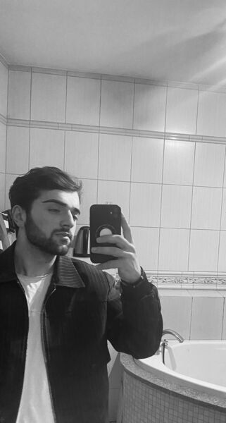  ,   Damiri, 21 ,   ,   