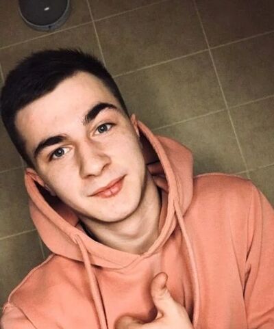  ,   Denis, 24 ,   ,   