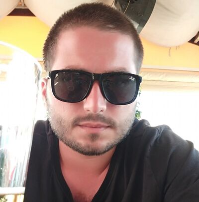  ,   Elia, 34 ,   ,   