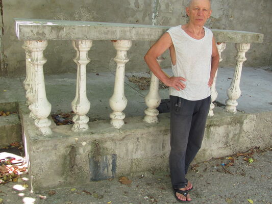  ,   Wiktor, 67 ,   ,   , c 