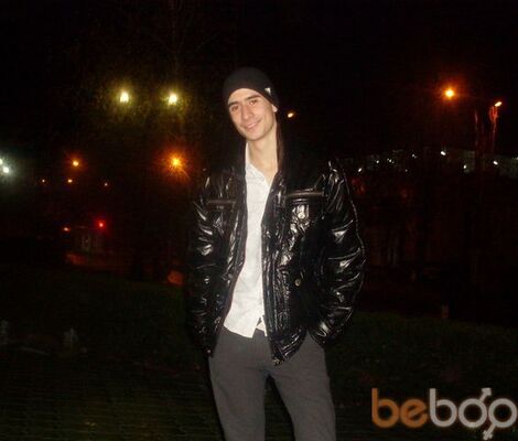  ,   Serge, 33 ,  