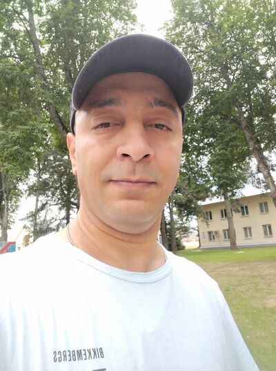  ,   Amr, 47 ,   ,   