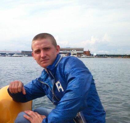  -,   Maxim, 31 ,   ,   