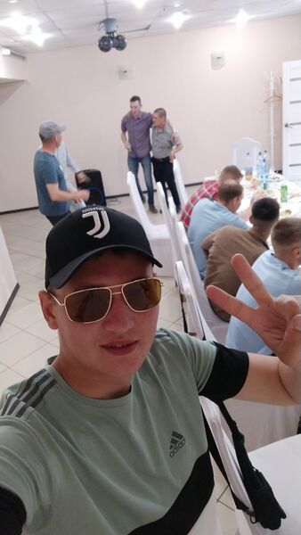  ,   Evgeny, 31 ,   ,   