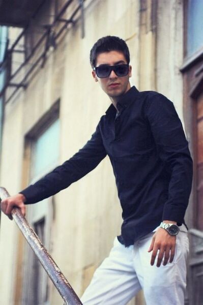  ,   Elmir, 30 ,   