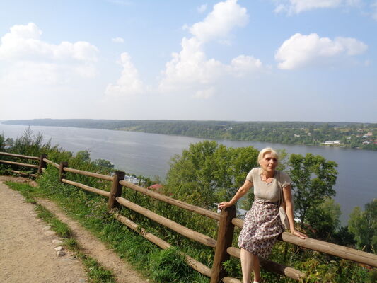  ,   Nina, 66 ,  