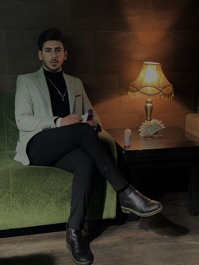  ,   Keith, 21 ,   ,   