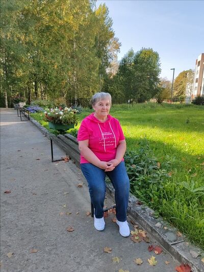  ,   Marina, 64 ,   c , 