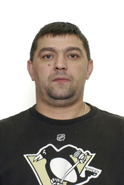  ,   Oleg, 52 ,   