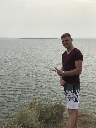  ,   Artem, 31 ,   ,   