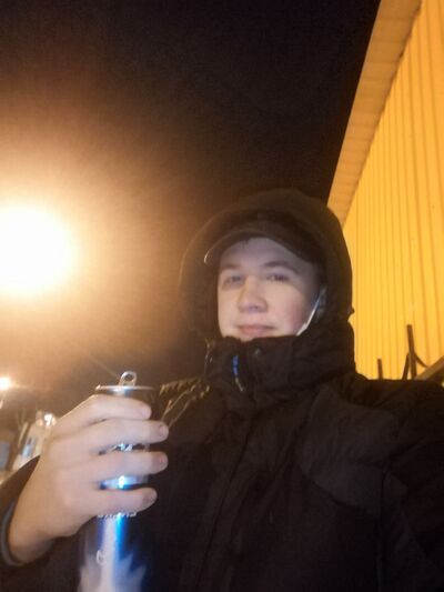 ,   Alexander, 24 ,   ,   