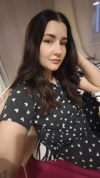  ,   Lidia, 33 ,   c 