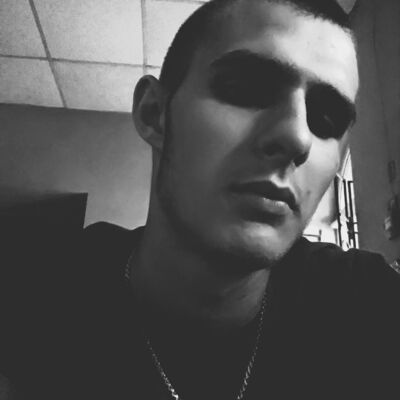  ,   Wolf, 25 ,   
