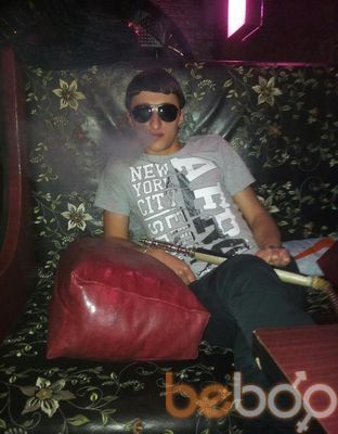  ,   Rustam, 32 ,   