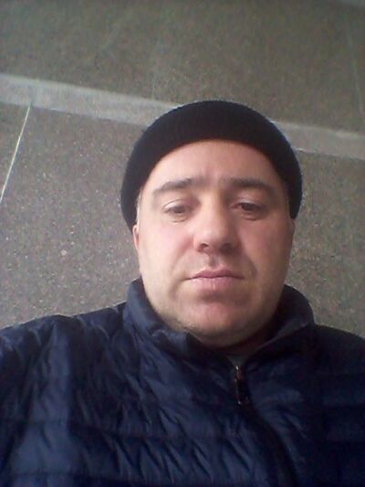  ,   Joni, 46 ,   ,   , c 