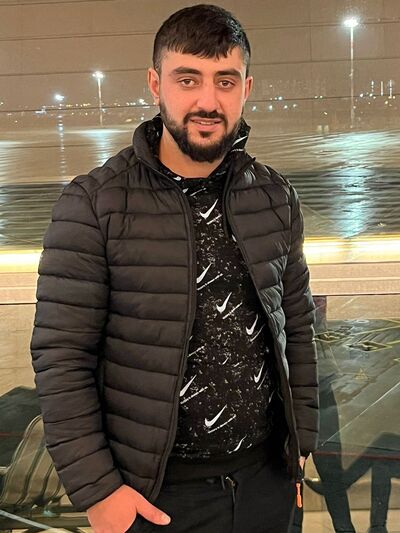  ,   Arman, 26 ,   ,   