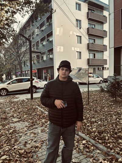  ,   Sandro, 20 ,   ,   