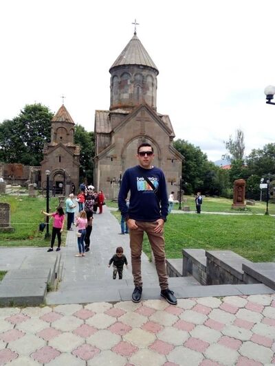  ,   Hovo, 30 ,   ,   , c 