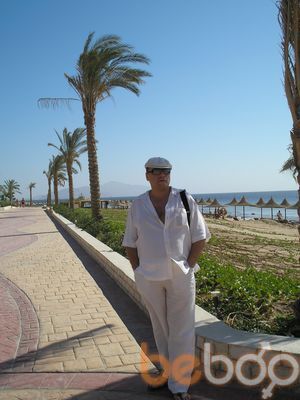  1420934  Oleg, 61 ,    