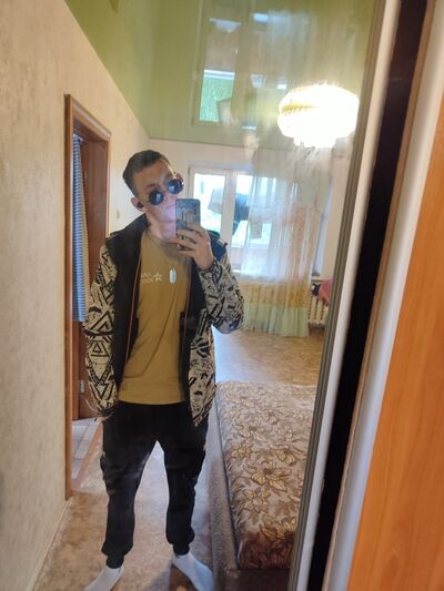  --,   , 22 ,   