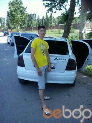  ,   Baha, 34 ,   